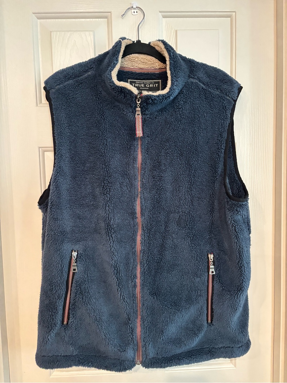 Men’s True Grit Navy Sherpa Fleece Vest